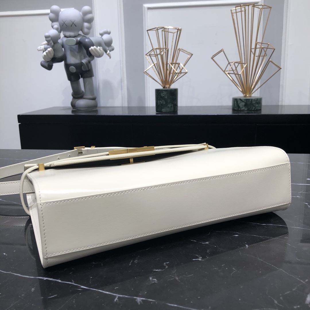 Saint Laurent Manhattan Box Calfskin Shoulder Bag White 579271 